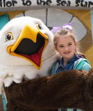 Patriot eagle and child
